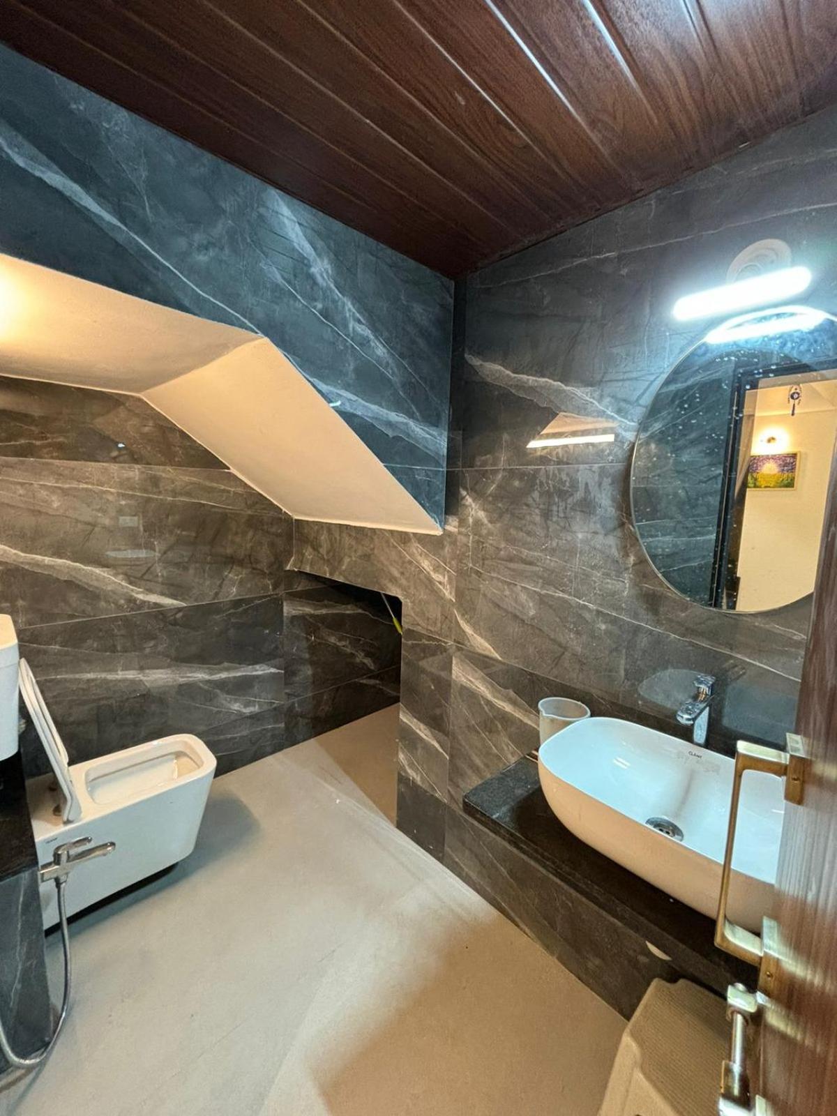 Ll Golden Leaf Ll 3Bhk Ll Ac Ll Villa Lonavala Kültér fotó